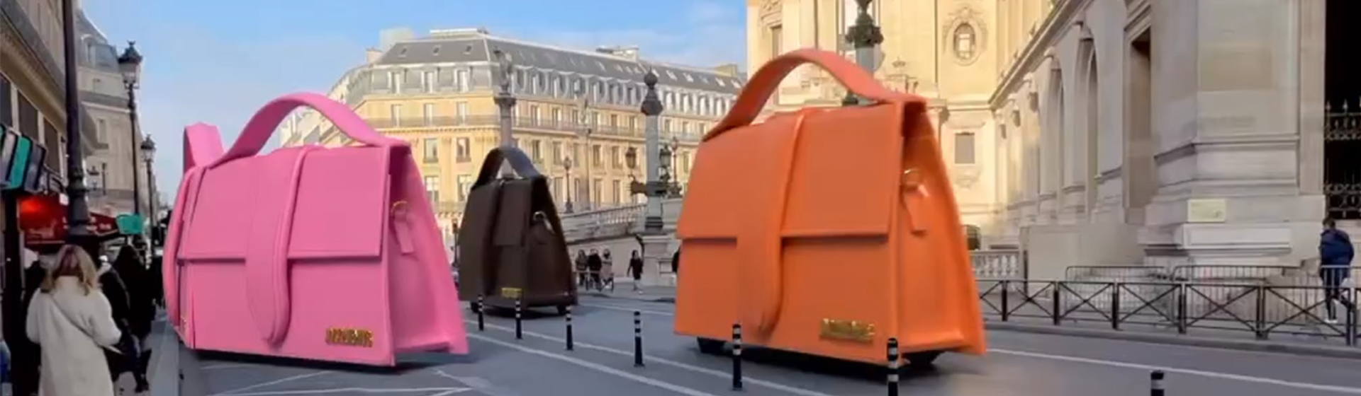 Jacquemus's handbags driving through Paris